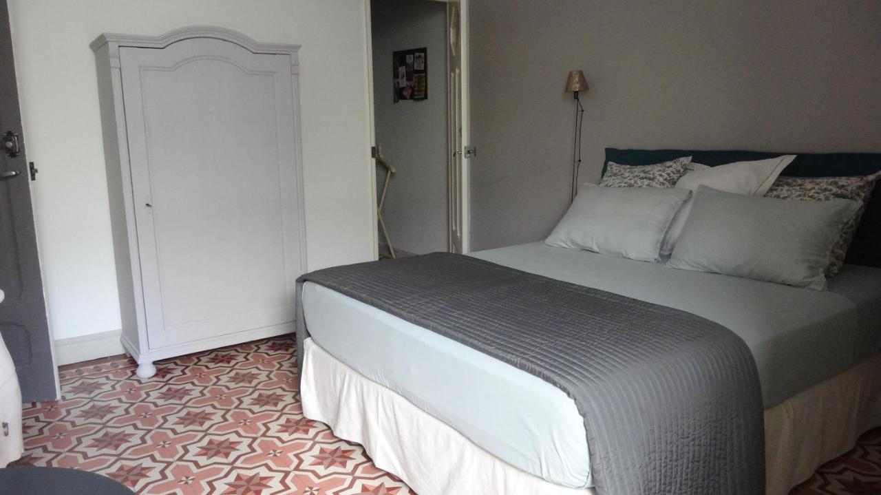Chambre Cote Jardin นีมส์ ภายนอก รูปภาพ