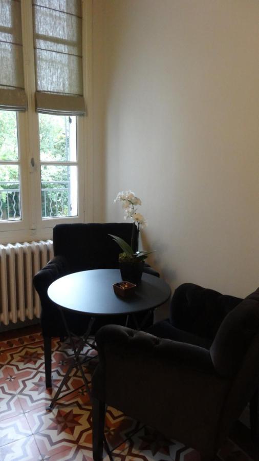 Chambre Cote Jardin นีมส์ ภายนอก รูปภาพ